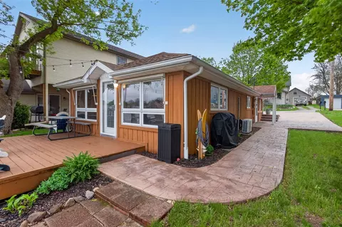 Exterior - 246 Ackerson Lk, Jackson, MI 49201 photo 6 of 9