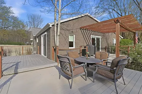 Exterior - 8619 Fulton, Ada, MI 49301 photo 7 of 10