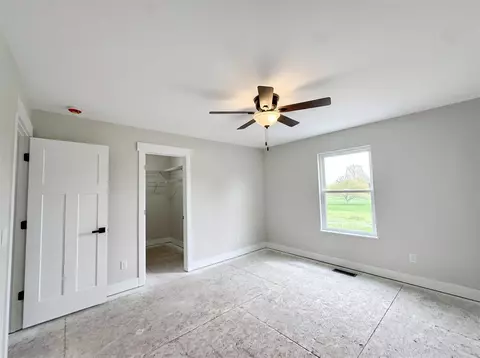 Bedroom - 2139 Smith, Temperance, MI 48182 photo 2 of 6
