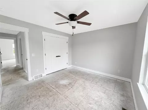 Bedroom - 2139 Smith, Temperance, MI 48182 photo 3 of 6