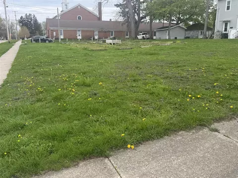 1125 W Grand, Muskegon, MI 49441