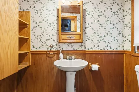Bath - 12015 Oakridge, Plainwell, MI 49080 photo 1 of 3