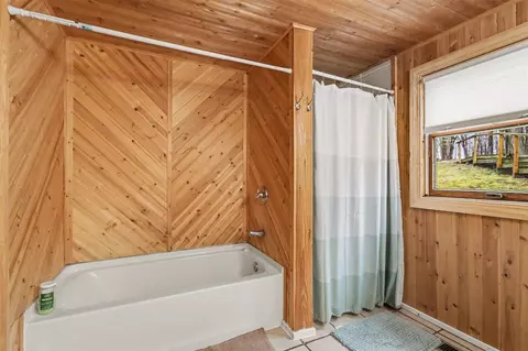 Bath - 12015 Oakridge, Plainwell, MI 49080 photo 3 of 3