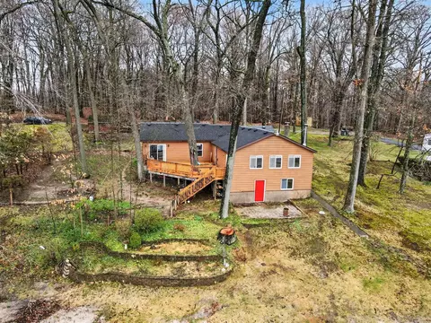 Exterior - 12015 Oakridge, Plainwell, MI 49080 photo 6 of 10