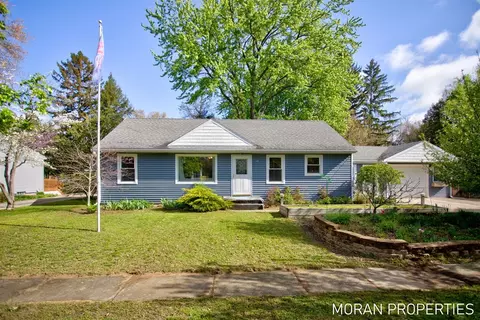 147 Brownell, Grand Rapids, MI 49548