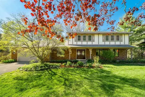 2551 Riveredge, Grand Rapids, MI 49546