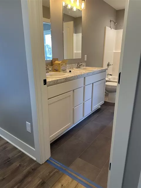 Bath - 4144 18th, Dorr, MI 49323 photo 1 of 1
