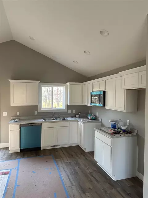 Kitchen - 4144 18th, Dorr, MI 49323 photo 1 of 2