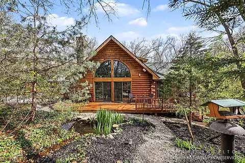 10690 Bennett, Lowell, MI 49331