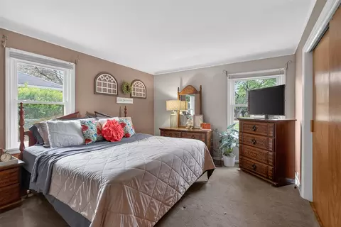 Bedroom - 1249 Levant, Jackson, MI 49203 photo 1 of 6