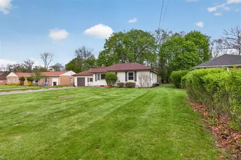 Exterior - 1249 Levant, Jackson, MI 49203 photo 4 of 12