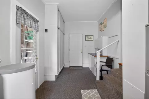 Entry Way - 1249 Levant, Jackson, MI 49203 photo 6 of 6
