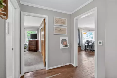 Entry Way - 1249 Levant, Jackson, MI 49203 photo 3 of 6