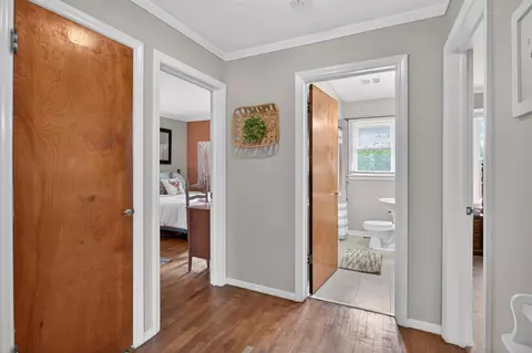 Entry Way - 1249 Levant, Jackson, MI 49203 photo 4 of 6