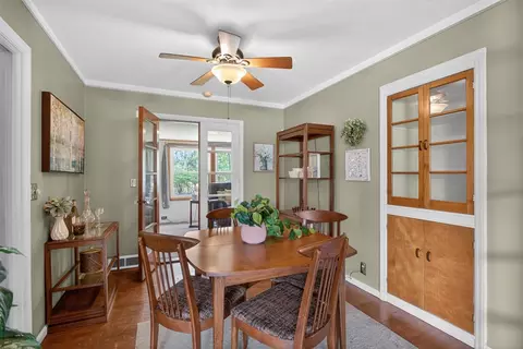 Dining - 1249 Levant, Jackson, MI 49203 photo 5 of 7