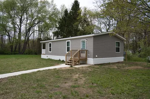 370 68th, South Haven, MI 49090