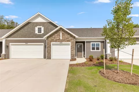 2845 W Cobblestone #19, Kentwood, MI 49512