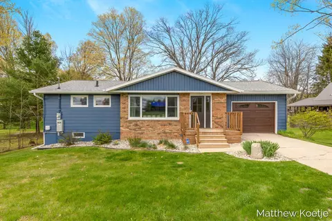 4405 Chippewa, Fremont, MI 49412