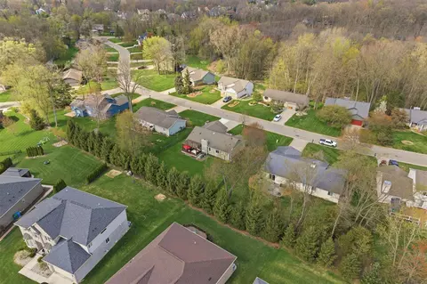 View/Area - 3111 Smugglers, Commerce Twp, MI 48390 photo 6 of 8