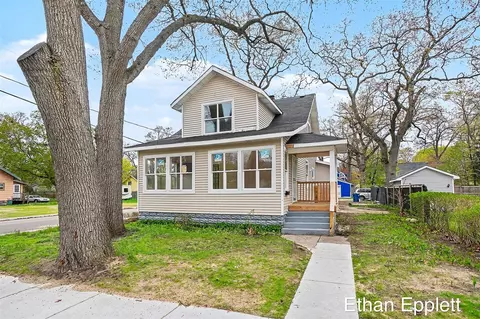 2837 5th, Muskegon, MI 49444