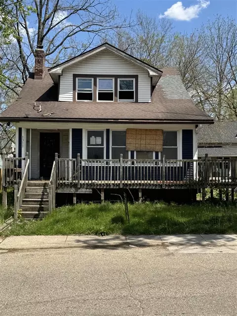 1311 James, Kalamazoo, MI 49001