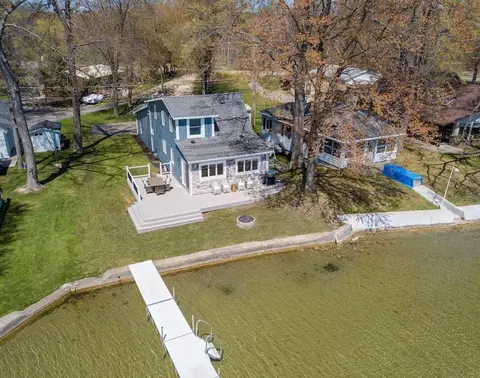 10877 Gun Lk, Middleville, MI 49333
