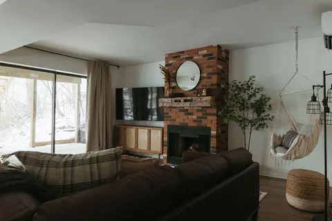 Living - 2500 N Bauer, White Cloud, MI 49349 photo 2 of 5