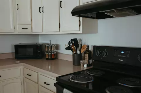 Kitchen - 2500 N Bauer, White Cloud, MI 49349 photo 2 of 3