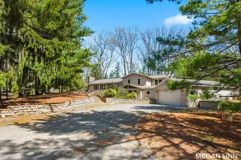 7135 Lakeshore, West Olive, MI 49460