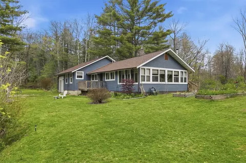 7140 N Amy School, Howard City, MI 49329