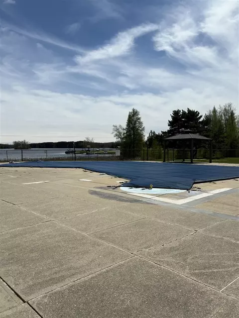 V/l Shadowbrook, Lake, MI 48632 photo 8