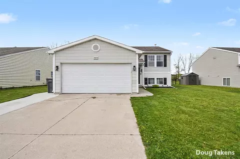 6479 Kodiak, Alto, MI 49302