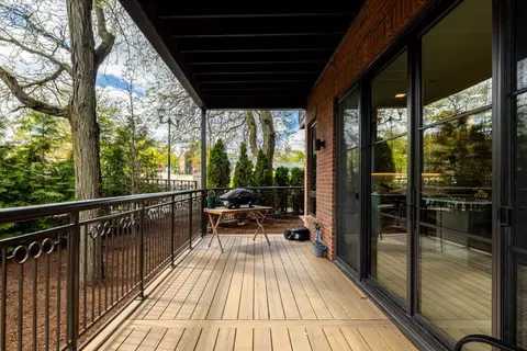 Exterior - 325 E Smt #101, Ann Arbor, MI 48104 photo 9 of 11