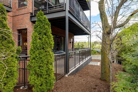 Exterior - 325 E Smt #101, Ann Arbor, MI 48104 photo 10 of 11