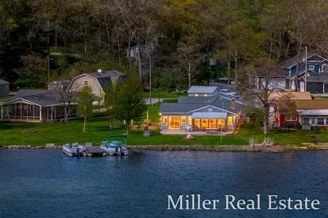 7174 Longview, Delton, MI 49046