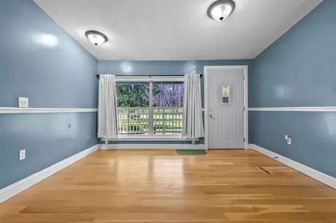 Living - 9171 Baker, Jerome, MI 49249 photo 3 of 5