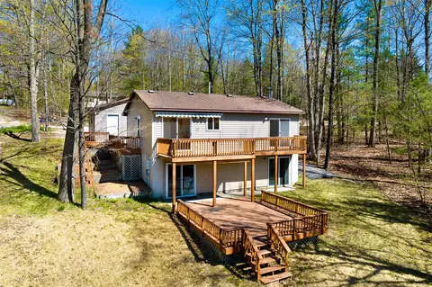 18851 Lakewood, Lake Ann, MI 49650