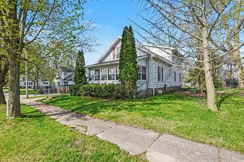 215 N Division, Fremont, MI 49412