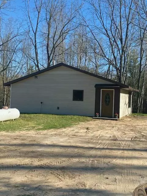 8971 E 64th, Chase, MI 49623