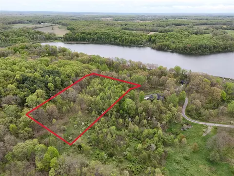 lot Apt 10 Long Lake Dr, Cassopolis, MI 49031
