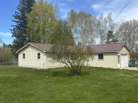 191 Haddix #2981, Barryton, MI 49305