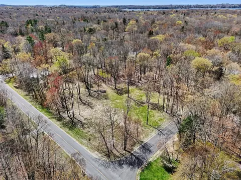 4717 N Lincoln, Ludington, MI 49431
