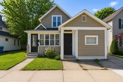 226 Ann, Grand Rapids, MI 49505