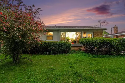 1271 Jeffery, Ypsilanti, MI 48198