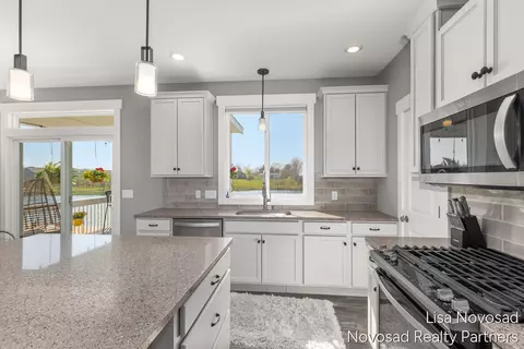 Kitchen - 10867 Marsh, Allendale, MI 49401 photo 2 of 6