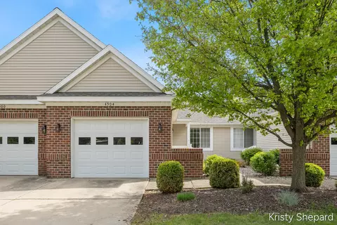 4504 Woodrose, Grand Rapids, MI 49508