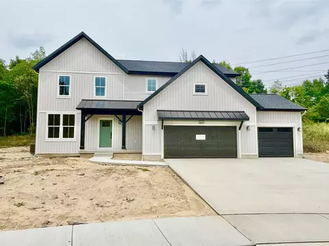 5859 Valley Pt, Caledonia, MI 49316