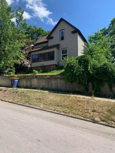 754 Olympia, Grand Rapids, MI 49503