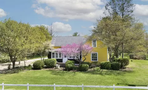 11971 S Hildebrandt, Sawyer, MI 49125