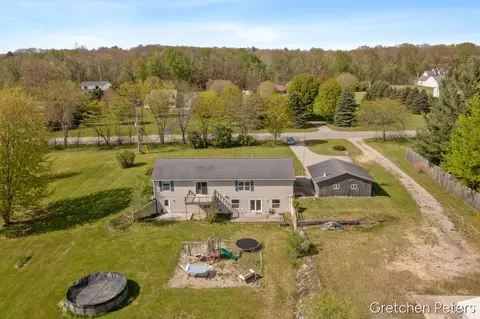 View/Area - 3136 140th, Dorr, MI 49323 photo 2 of 6